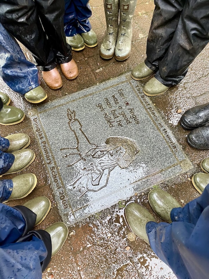 DP Plaque Wellies3